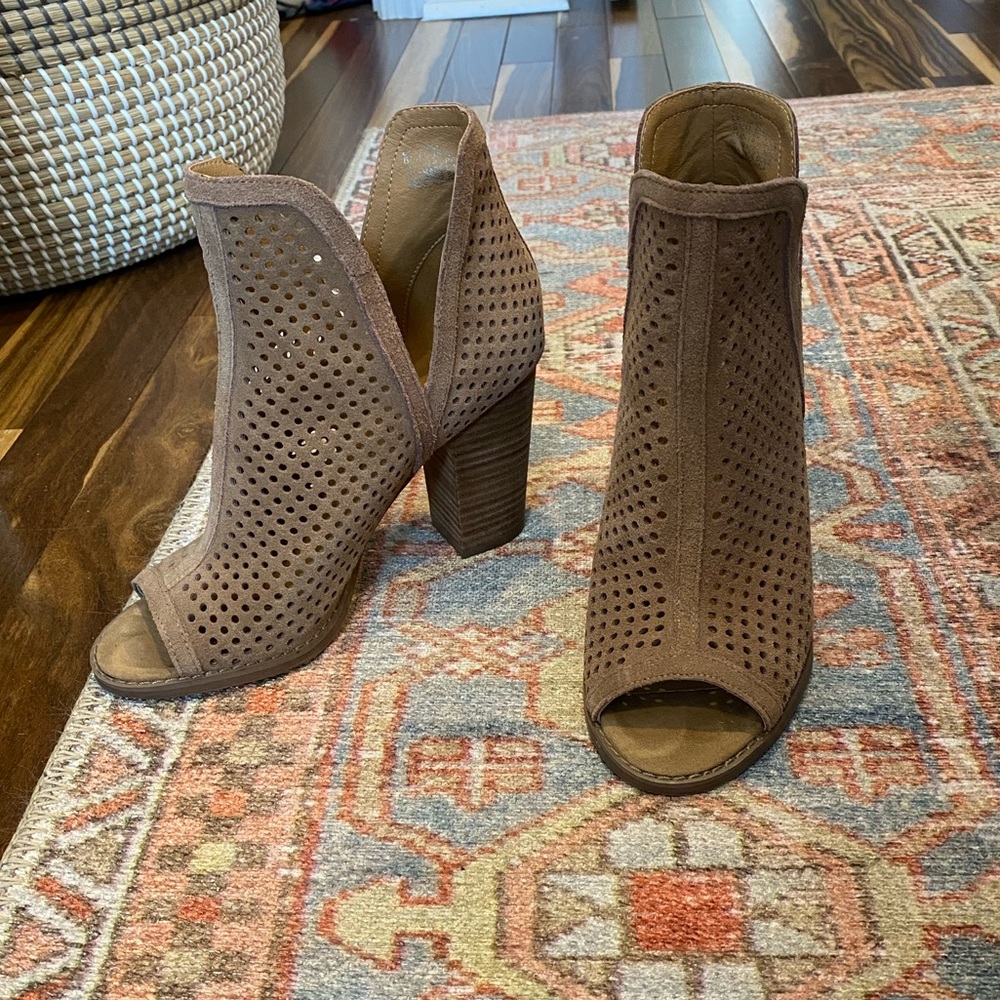 Lucky Brand Larise Suede Bootie